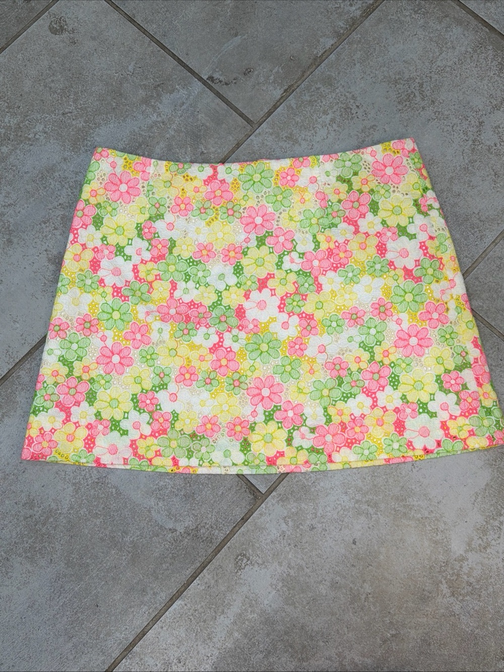 Lilly Pulitzer Floral Mini Skirt Sloane Sunbonnet Eyelet Lace Women’s Size 4